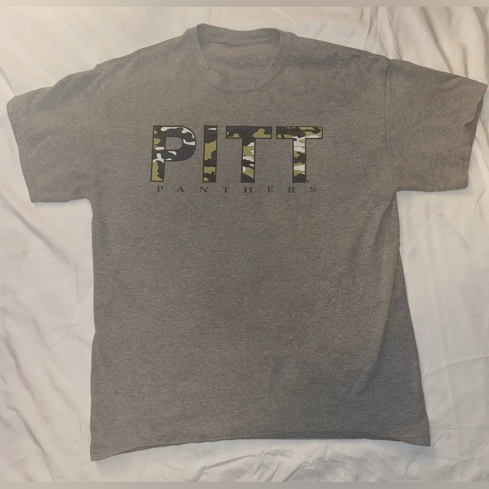 PITT PANTHERS Blue/Gold Camo Logo On Grey Shirt Sz. L No Tag